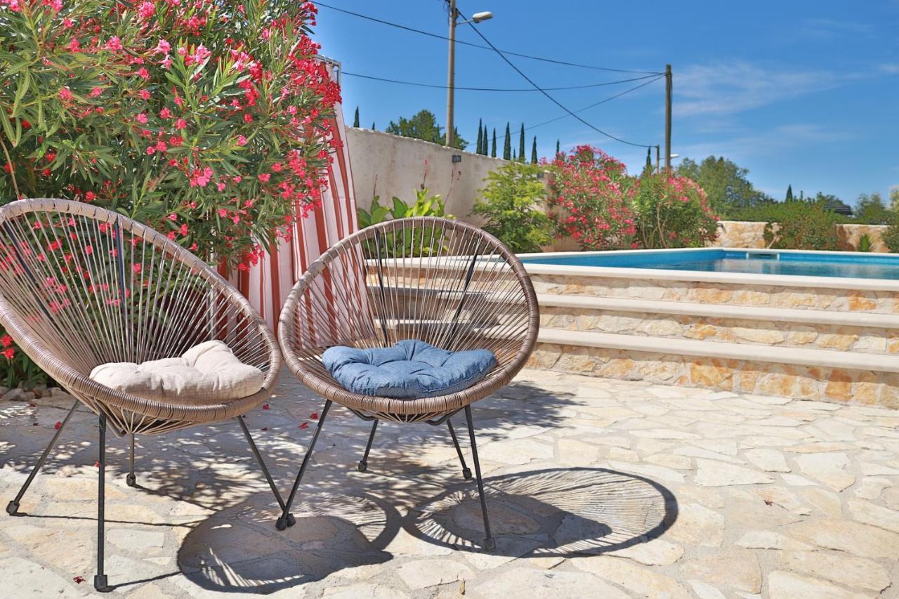 Čilipi Villa Grand Pinea מראה חיצוני תמונה