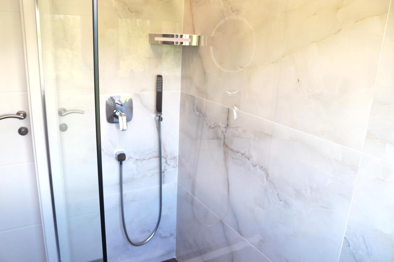 Čilipi Villa Grand Pinea מראה חיצוני תמונה