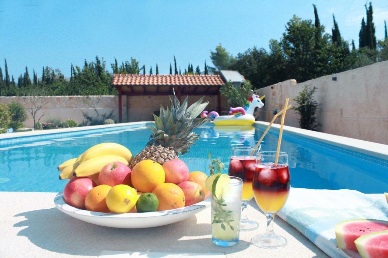 Čilipi Villa Grand Pinea מראה חיצוני תמונה